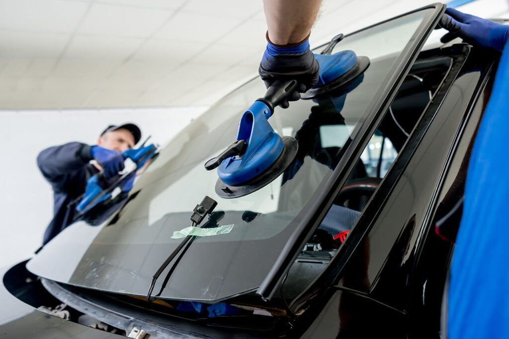 What Sets Mississauga Fleet Auto Glass Services Apart in a High-Traffic Auto Glass Shop?